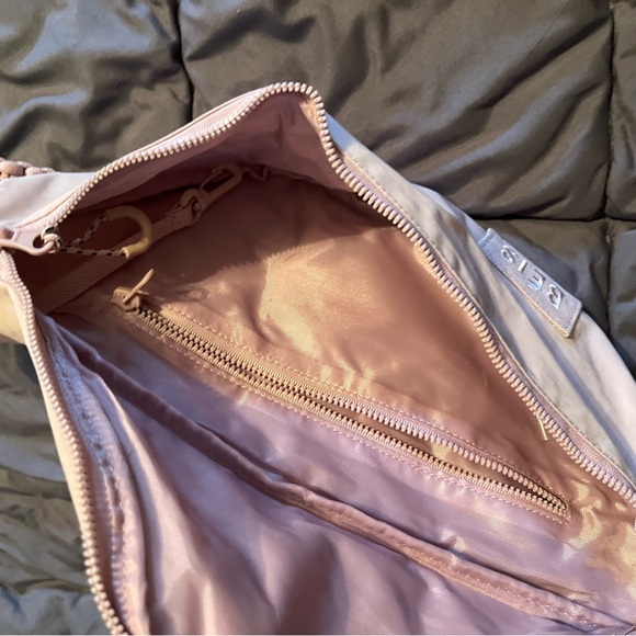 Beis atlas pink sports crossbody - Picture 3 of 3